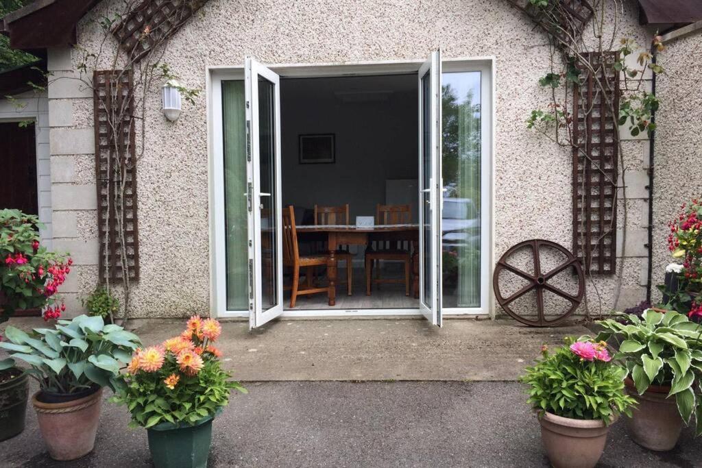 Mews With Garden Views Apartamento Carlow Exterior foto